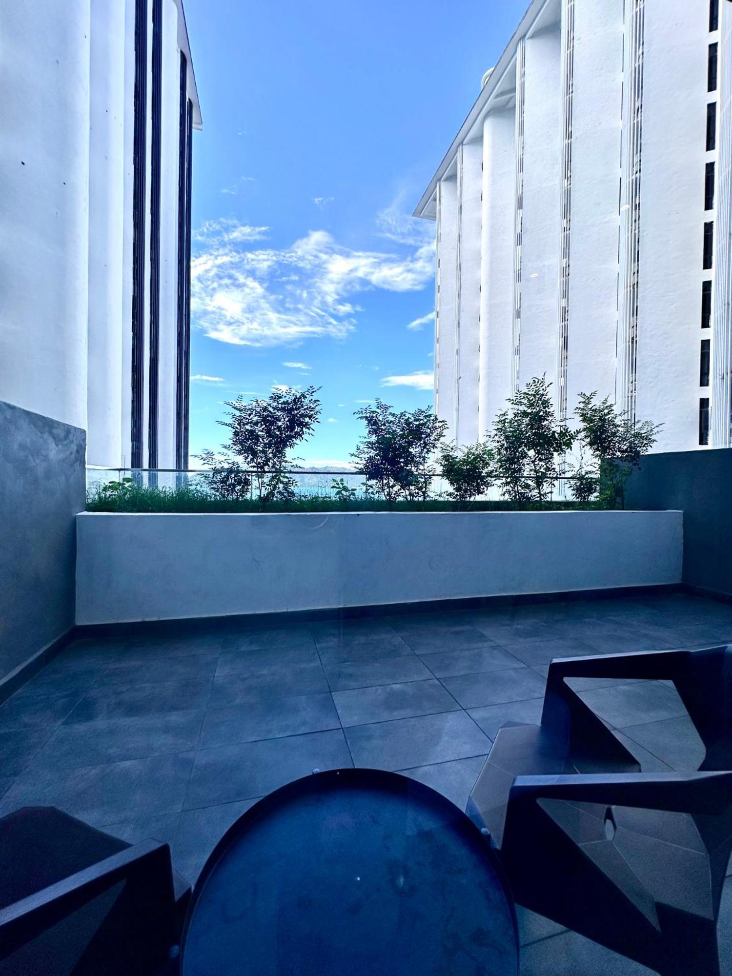 Kota Kinabalu City Centre @ The Shore By Casa Yolo Eksteriør billede